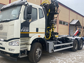 Крюковый погрузчик Palfinger ВК T20-6000 с КМУ Велмаш ОМТ-120М-02 на шасси FAW CA3250